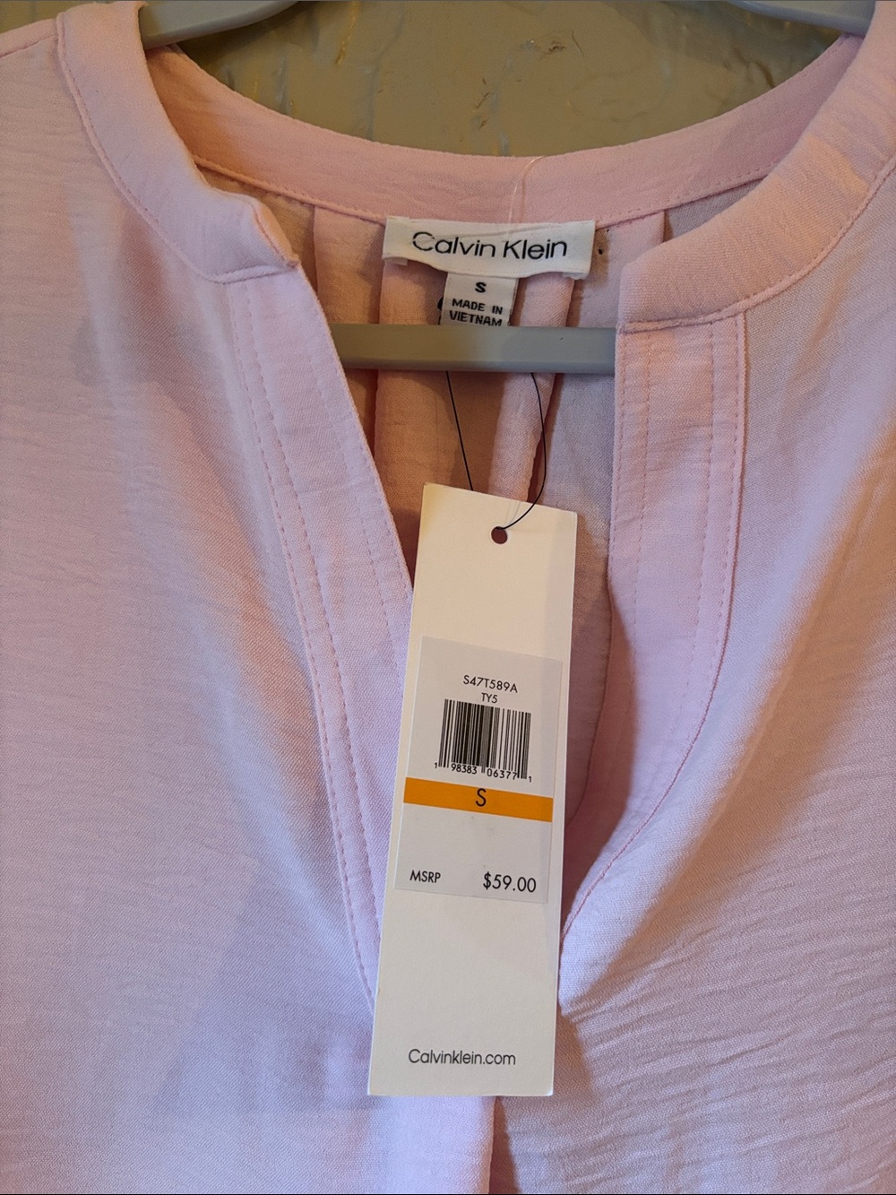 Calvin Klein Women's Pink Short Sleeve Blouse - Picture 2 of 6